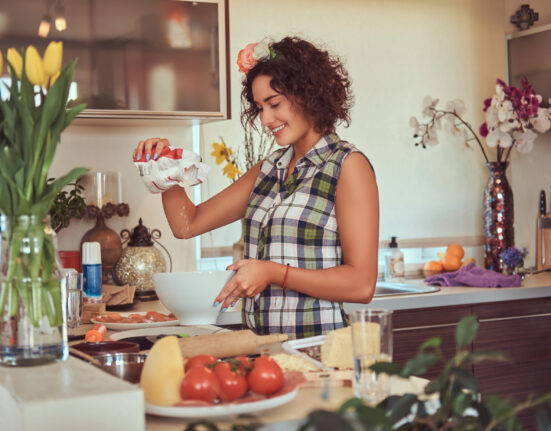 Women and Kitchen Parent Pulse Article Featured Image