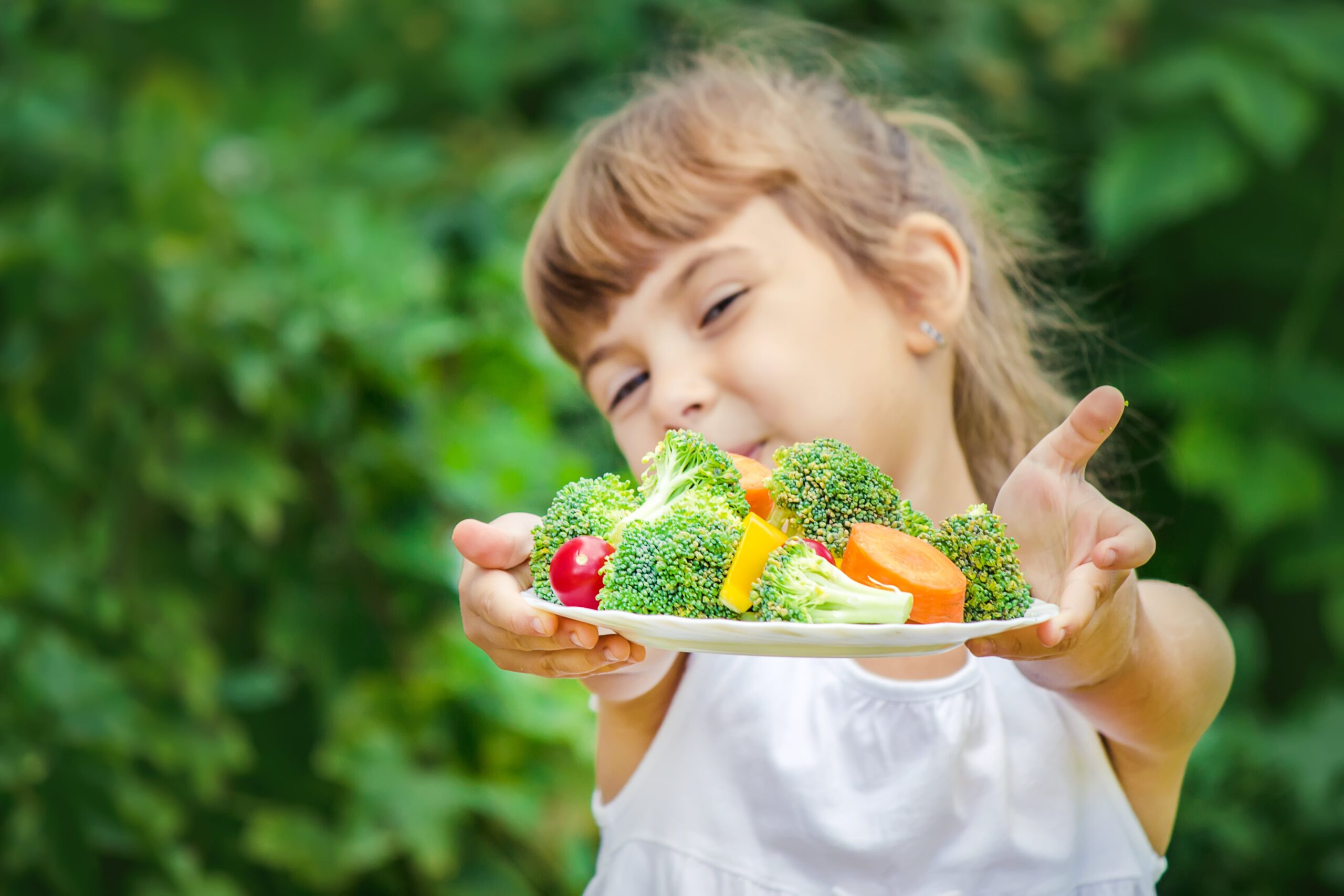 Child and Veg Parent Pulse Article Featured Image