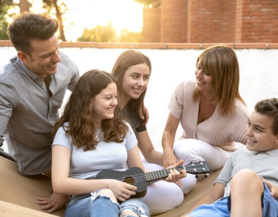 Young Kids Parent Pulse Article Featured Image
