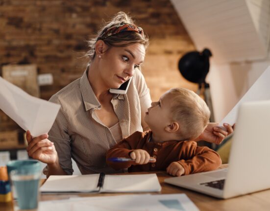 Multitasking Mother Parent Pulse Article Featured image